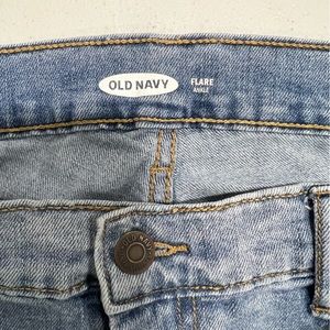 Old Navy flare ankle boyfriend jean size 12